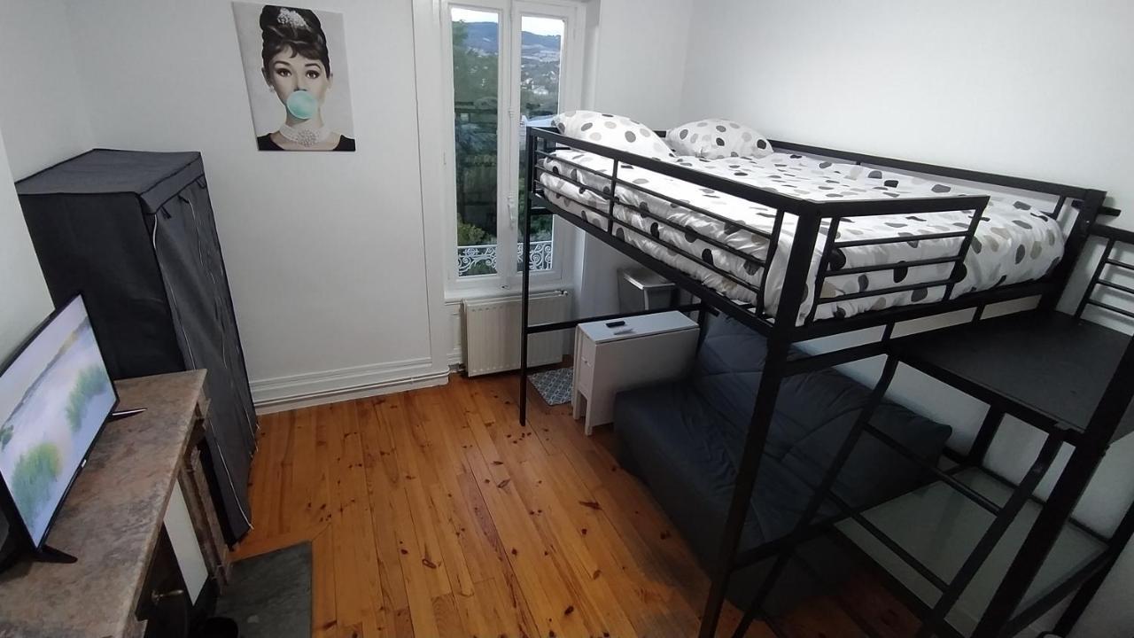 La Batisse De Saint-Chamond Bed & Breakfast ภายนอก รูปภาพ